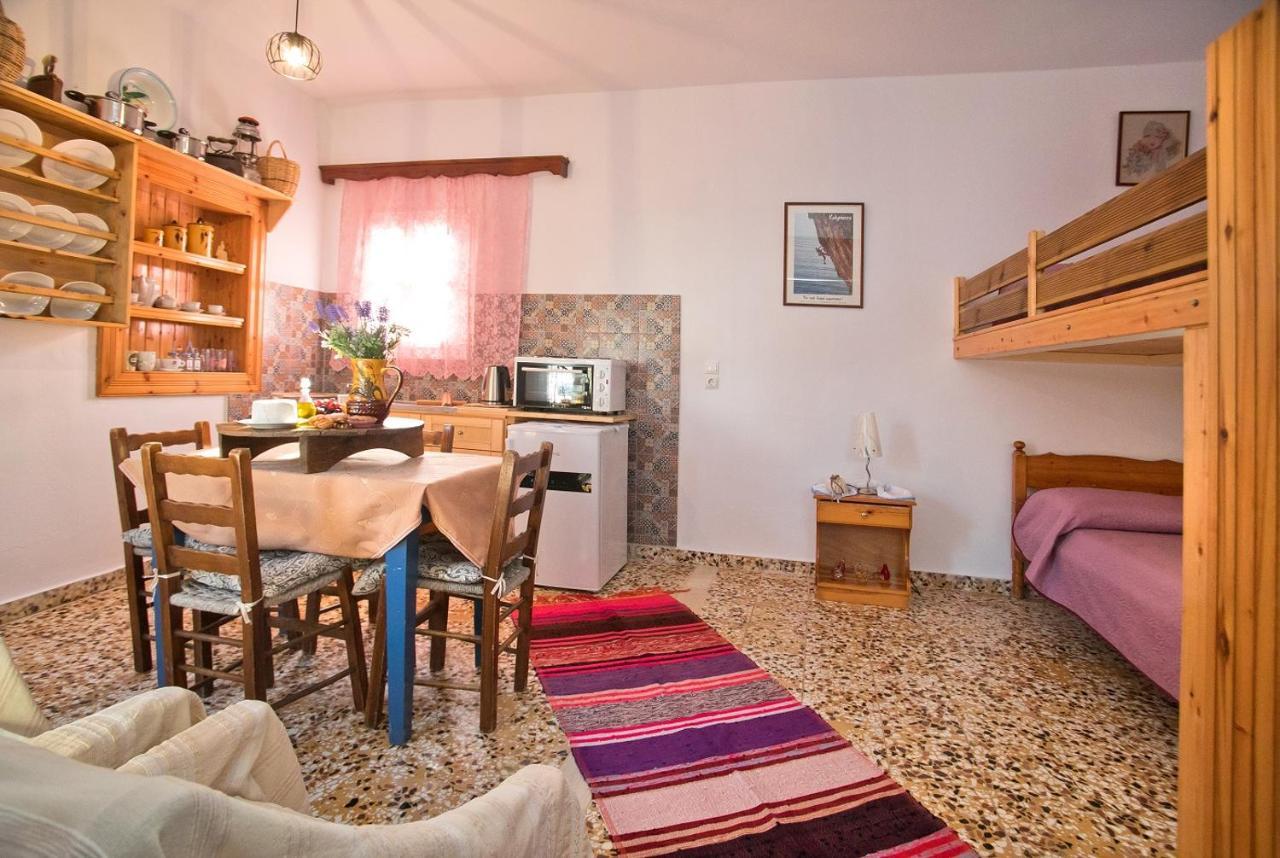 Petroula Apartments Emborios Екстер'єр фото